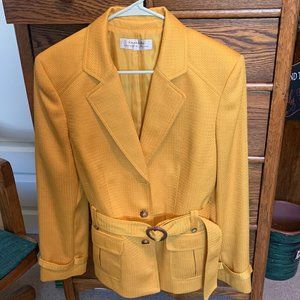Tahari Gold blazer size 8
